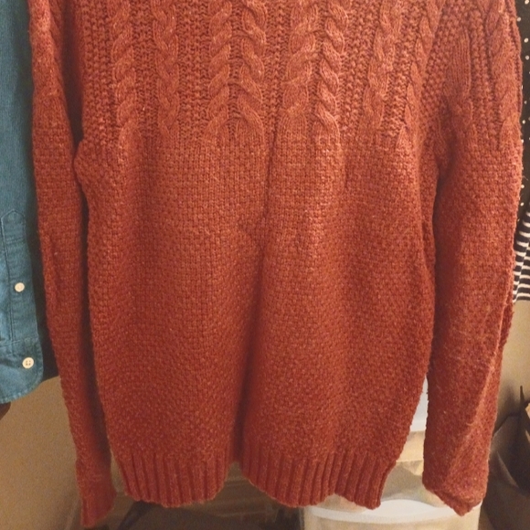 Red Cable Knit Sweater - Picture 2 of 3